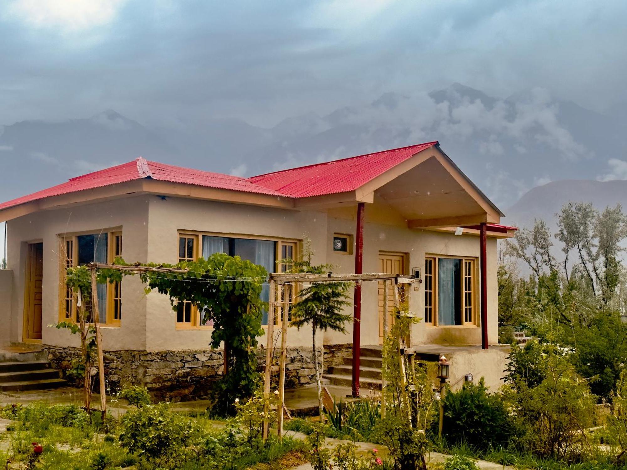 Orgventure Resorts Skardu Ngoại thất bức ảnh